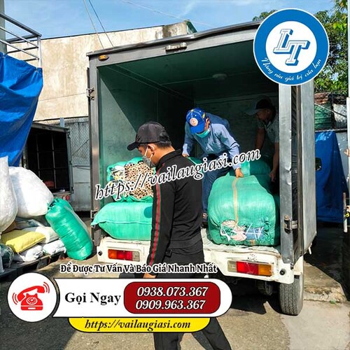 Đội ngũ giao hàng khăn lau giá rẻ Đội ngũ giao hàng khăn lau giá rẻ