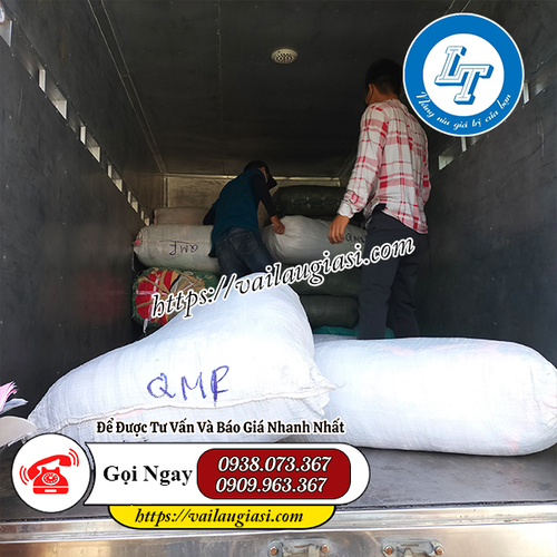 Đội ngũ giao hàng thân thiện Đội ngũ giao hàng thân thiện