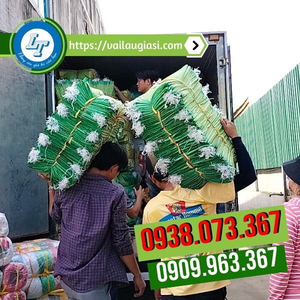 Giao đơn bao tải cho khách Giao đơn bao tải cho khách