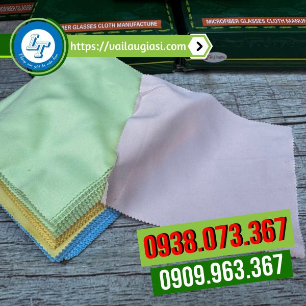 Đóng hộp 100 chiếc khăn lau Đóng hộp 100 chiếc khăn lau