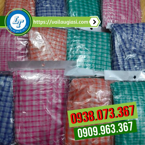 Lê Thanh bán sỉ áo mưa nilon caro Lê Thanh bán sỉ áo mưa nilon caro