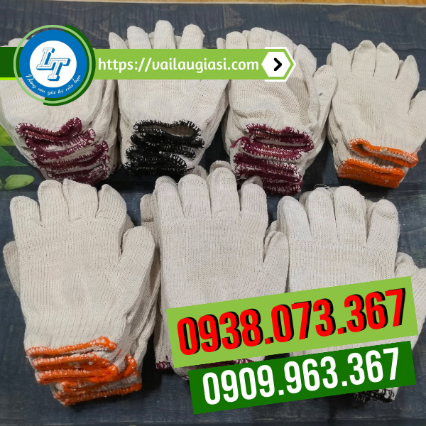 Găng tay len trắng ngà đủ trọng lượng Găng tay len trắng ngà đủ trọng lượng