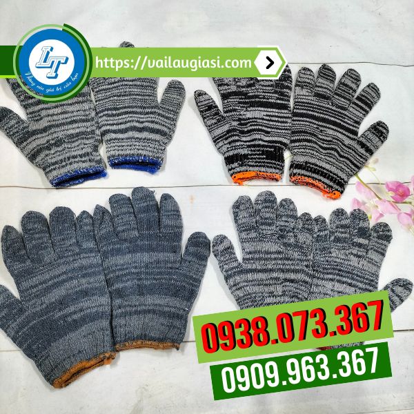 Găng tay muối tiêu đủ trọng lượng tại Lê Thanh Găng tay muối tiêu đủ trọng lượng tại Lê Thanh