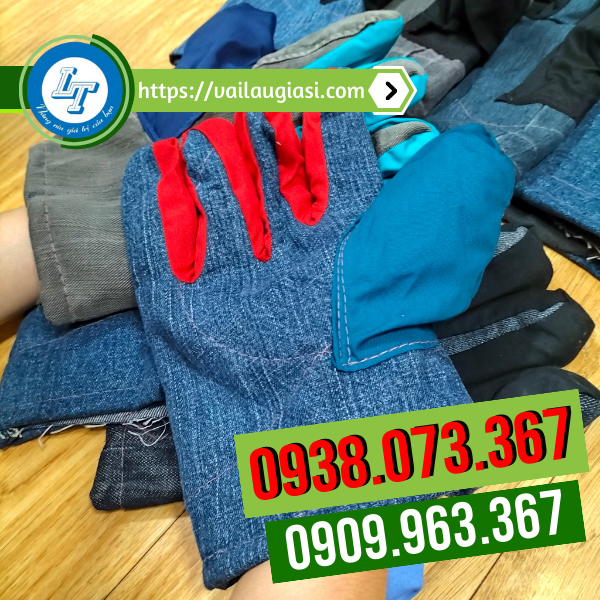 Găng tay vải bò có màu sắc đẹp, bắt mắt Găng tay vải bò có màu sắc đẹp, bắt mắt
