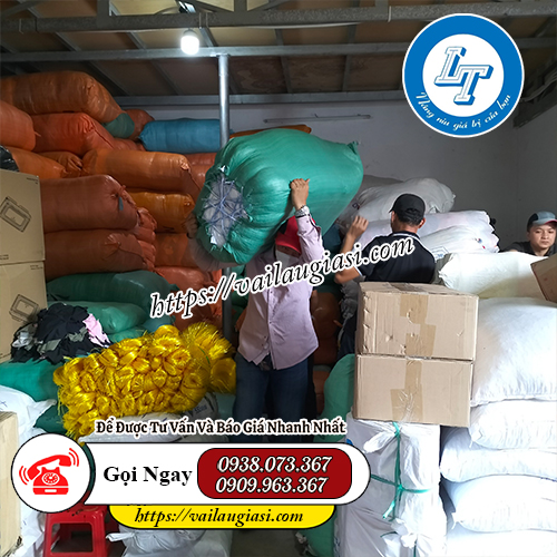 Giao bao 50kg khăn lau bán kg cho khách Giao bao 50kg khăn lau bán kg cho khách