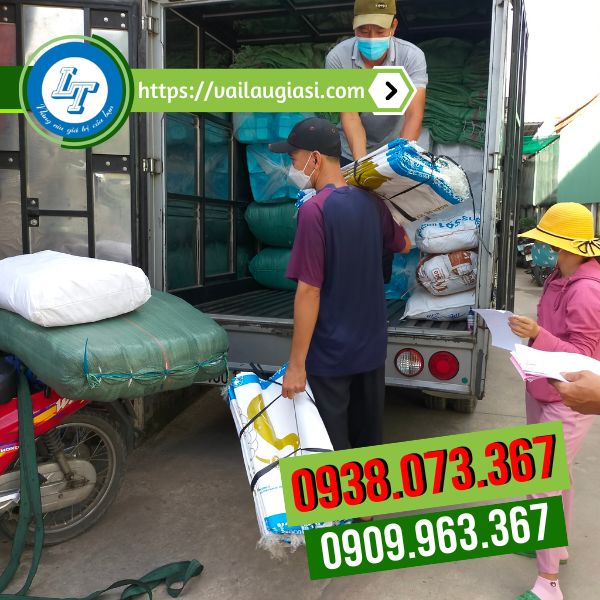 Giao đơn bao cám cũ 40kg Giao đơn bao cám cũ 40kg