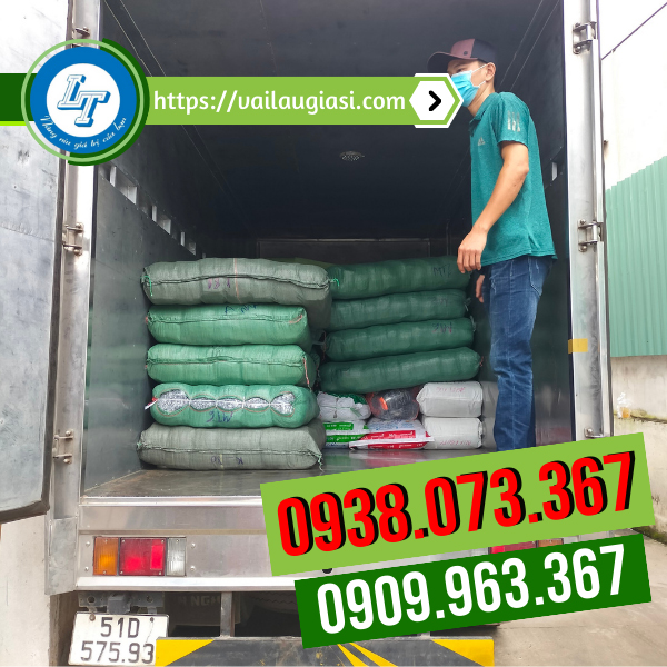 Giao đơn hàng găng tay len trắng ngà Giao đơn hàng găng tay len trắng ngà