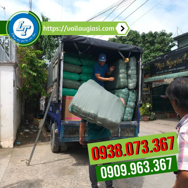 Giao găng tay thun kim 13 cho khách Giao găng tay thun kim 13 cho khách