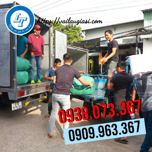 Giao giẻ lau tại xưởng giẻ Lê Thanh Giao giẻ lau tại xưởng giẻ Lê Thanh