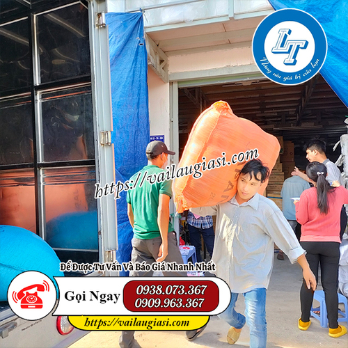 Giao giẻ lau trắng cho khách Giao giẻ lau trắng cho khách