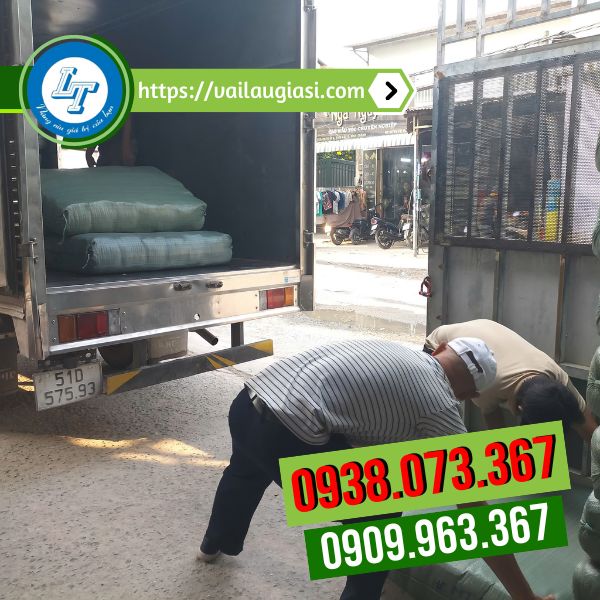 Giao hàng găng tay bảo hộ lao động Giao hàng găng tay bảo hộ lao động