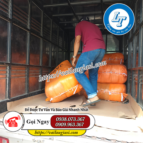 Giao hàng giẻ lau màu nguyên miếng Giao hàng giẻ lau màu nguyên miếng