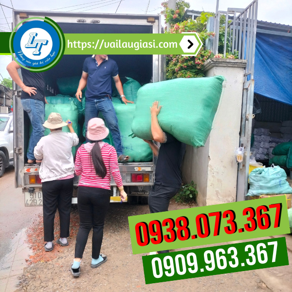 Giao hàng giẻ lau nhanh cho khách Giao hàng giẻ lau nhanh cho khách