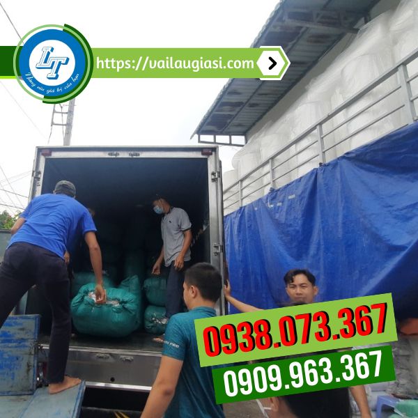 Giao hàng khăn lau đa năng tại HCM Giao hàng khăn lau đa năng tại HCM