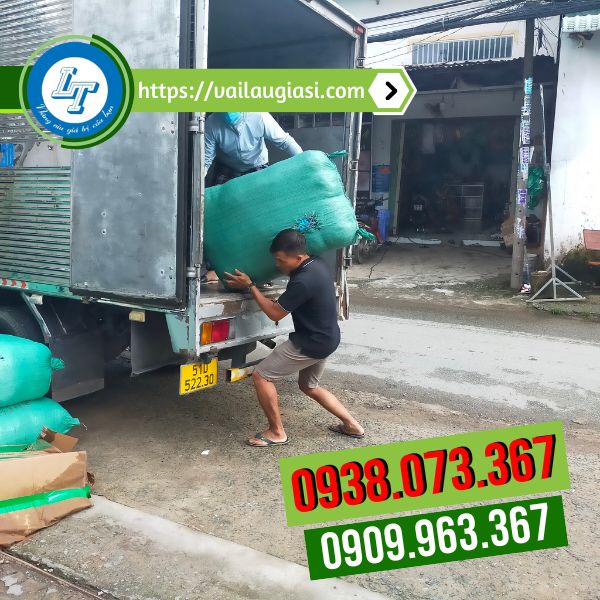 Giao hàng nhanh chóng giẻ lau tại kho Giao hàng nhanh chóng giẻ lau tại kho