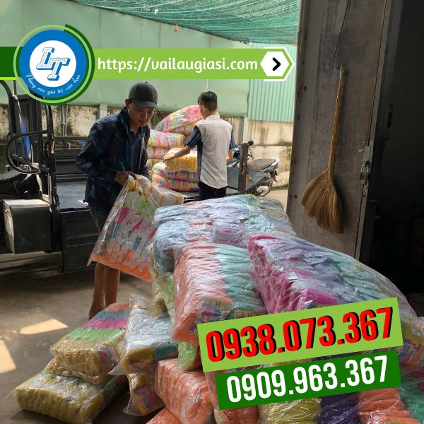 Giao hàng sỉ áo mưa phương tiện Giao hàng sỉ áo mưa phương tiện