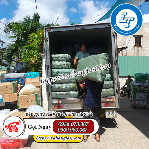 Giao hàng găng tay bảo hộ cho khách Giao hàng găng tay bảo hộ cho khách