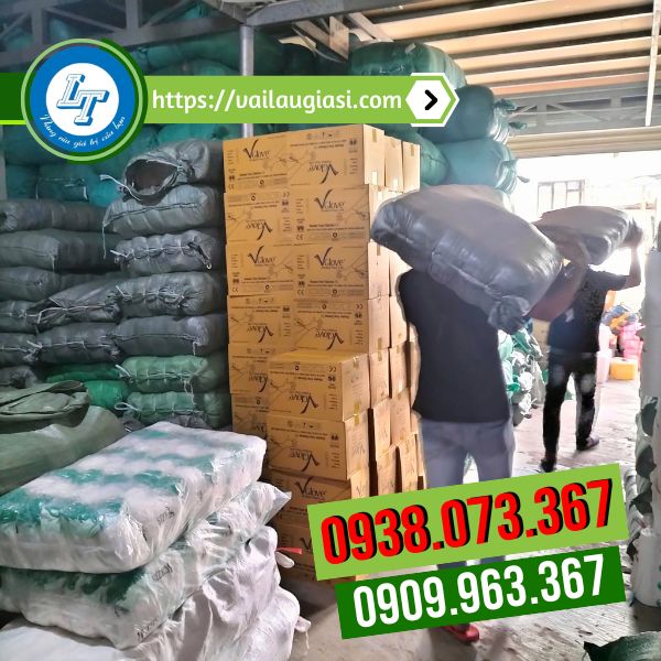 Giao hàng găng tay muối tiêu cho khách hàng Giao hàng găng tay muối tiêu cho khách hàng