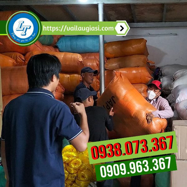 Giao giẻ lau số lượng lớn cho khách Giao giẻ lau số lượng lớn cho khách