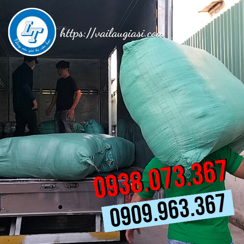 Giao hàng tất vớ nam sỉ rẻ Giao hàng tất vớ nam sỉ rẻ