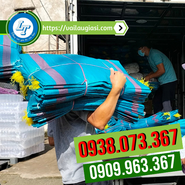 Giao bao tải dứa cho khách Giao bao tải dứa cho khách