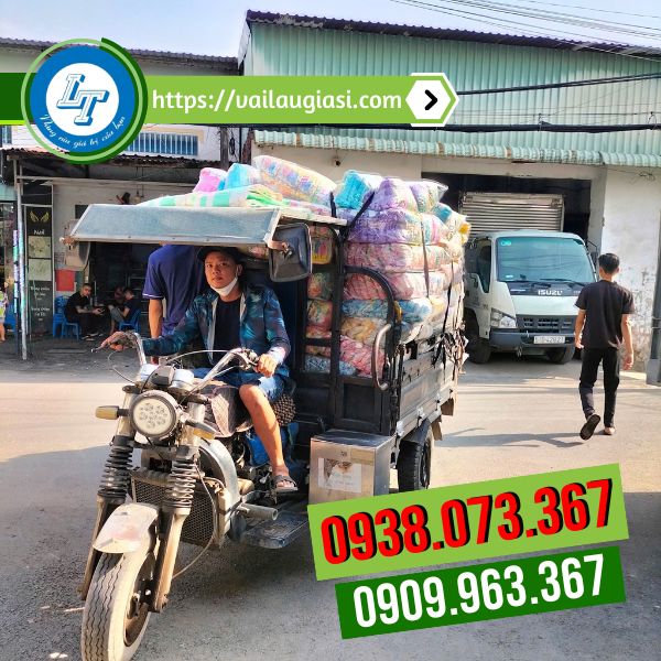 Giao nhanh áo mưa khu vực HCM Giao nhanh áo mưa khu vực HCM