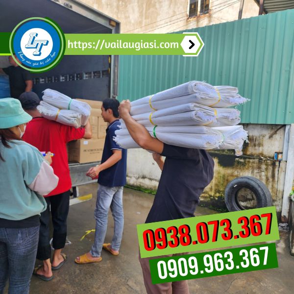 Giao sỉ bao tải gạo cho khách Giao sỉ bao tải gạo cho khách