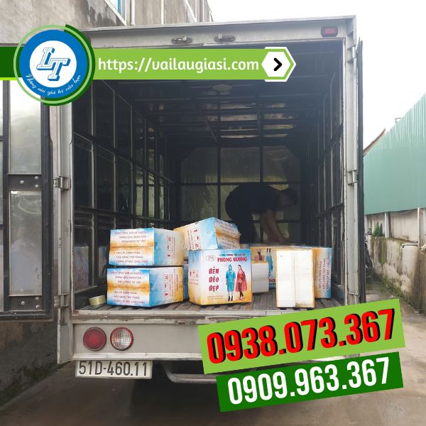 Giao sỉ đơn áo mưa cánh dơi giá rẻ cho khách Giao sỉ đơn áo mưa cánh dơi giá rẻ cho khách