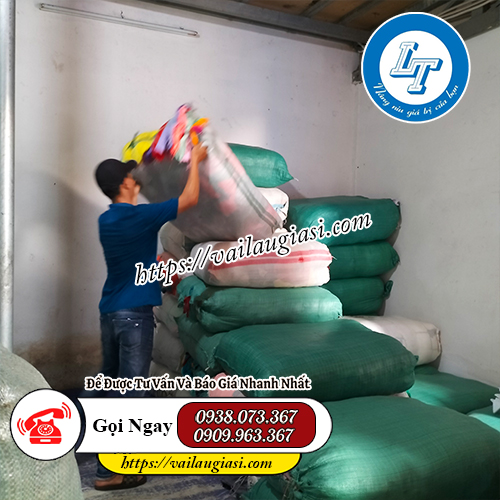 Giao sỉ hàng lốc trắng cho khách Giao sỉ hàng lốc trắng cho khách