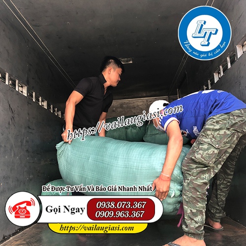 Giao hàng khăn lau cotton cho khách Giao hàng khăn lau cotton cho khách