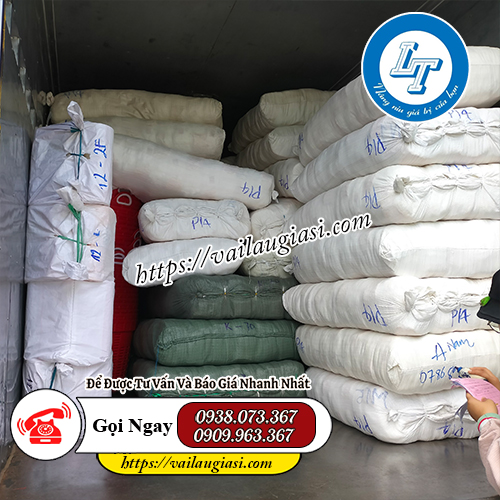 Giao sỉ số lượng găng tay poly Giao sỉ số lượng găng tay poly