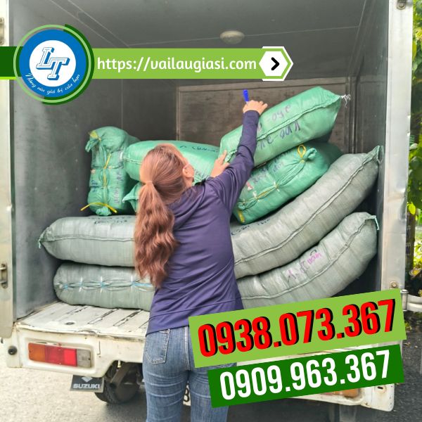 Giao sỉ số lượng găng tay xám đen Lê Thanh Giao sỉ số lượng găng tay xám đen Lê Thanh