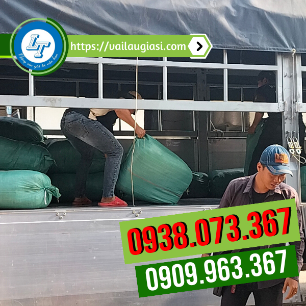 Giao sỉ số lượng khăn lau xe có viền Giao sỉ số lượng khăn lau xe có viền