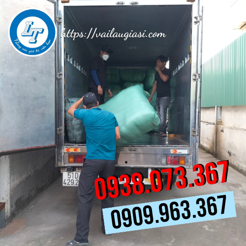 Giao sỉ số lượng khẩu trang vải 3 lớp Giao sỉ số lượng khẩu trang vải 3 lớp