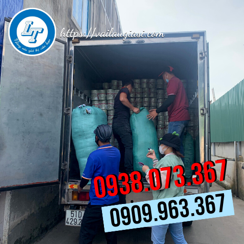 Giao hàng sỉ số lượng tất vớ nam giá rẻ Giao hàng sỉ số lượng tất vớ nam giá rẻ