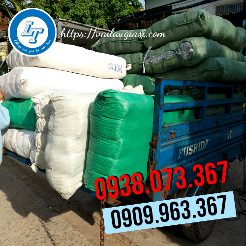 Giao sỉ số lượng đôi bao tay xám đen cho khách ghé lấy Giao sỉ số lượng đôi bao tay xám đen cho khách ghé lấy