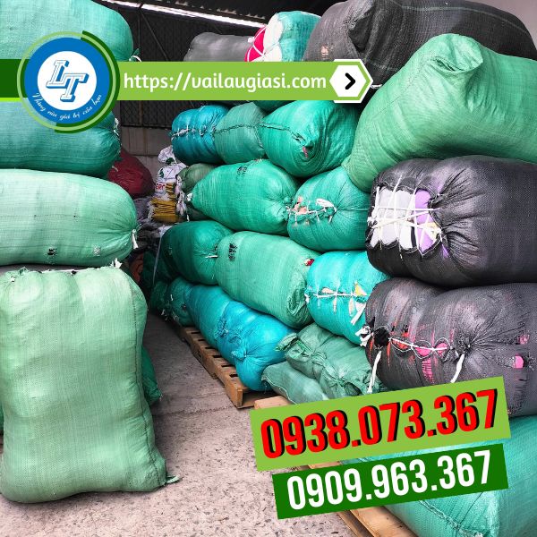 giẻ lau cotton trắng được đóng gói bao 50kg sẵn kho giẻ lau cotton trắng được đóng gói bao 50kg sẵn kho