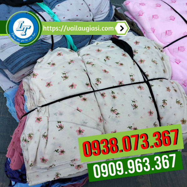 Giẻ được đóng bó theo kg, 1 cục 5kg Giẻ được đóng bó theo kg, 1 cục 5kg