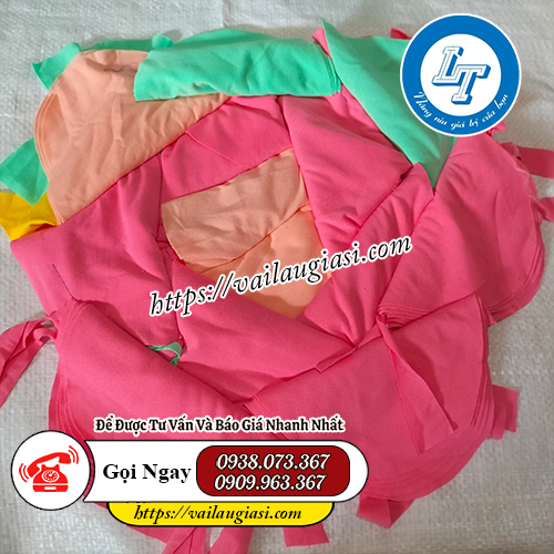Giẻ lau được may từ vải vụn Giẻ lau được may từ vải vụn