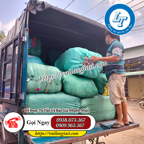 Giẻ lau tại xưởng sản xuất Lê Thanh Giẻ lau tại xưởng sản xuất Lê Thanh