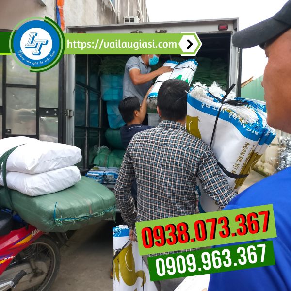 hỗ trợ giao đơn bao cám 40kg cho khách hỗ trợ giao đơn bao cám 40kg cho khách