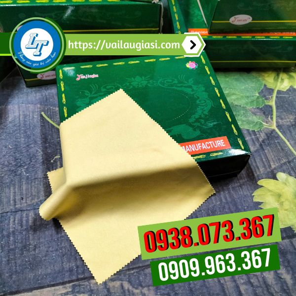 Khăn lau mắt kính được đóng hộp đẹp. gọn gàng Khăn lau mắt kính được đóng hộp đẹp. gọn gàng