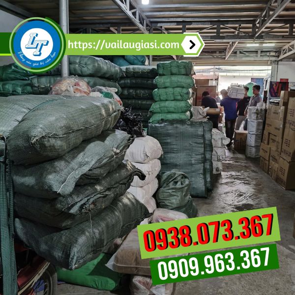 Kho hàng găng tay len xám đen Lê Thanh Kho hàng găng tay len xám đen Lê Thanh