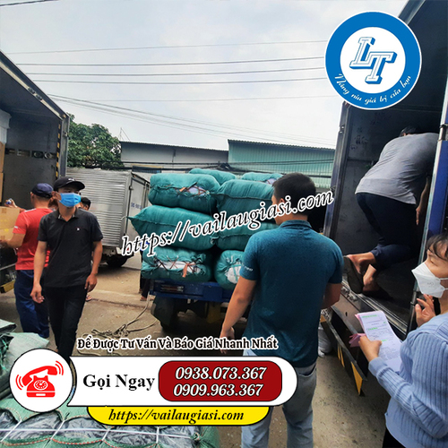 Khung cảnh giao hàng vải lau tại Lê Thanh Khung cảnh giao hàng vải lau tại Lê Thanh
