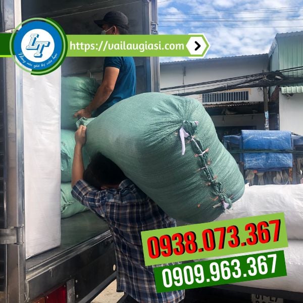 Lê Thanh cung ứng sỉ áo mưa cánh dơi Lê Thanh cung ứng sỉ áo mưa cánh dơi