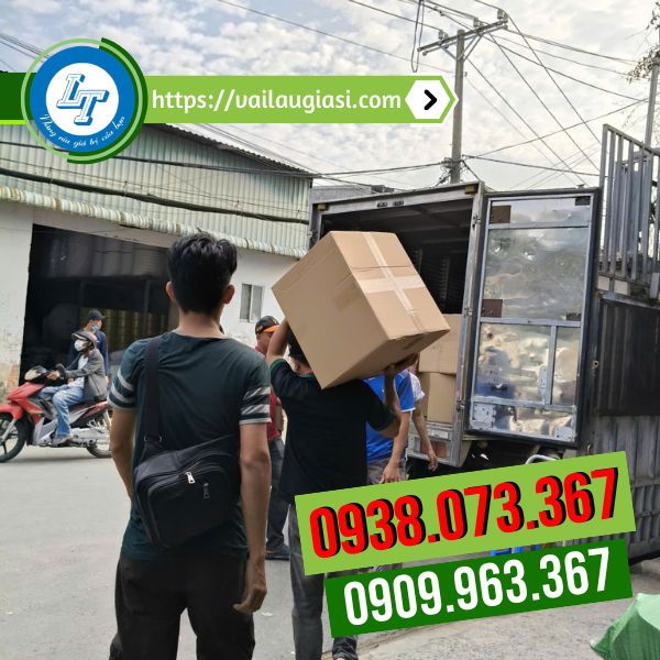 Giao hàng cho khách tại kho Giao hàng cho khách tại kho