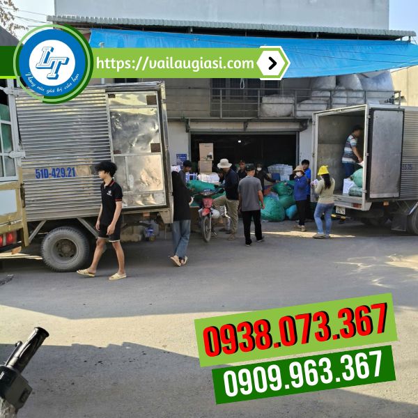 Lê Thanh hoạt động giao hàng mỗi ngày Lê Thanh hoạt động giao hàng mỗi ngày