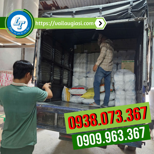 Miễn phí áo mưa bộ trẻ em cho khách HCM Miễn phí áo mưa bộ trẻ em cho khách HCM