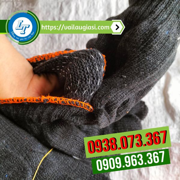 Phần cổ tay có bo chun giúp ôm sát bàn tay Phần cổ tay có bo chun giúp ôm sát bàn tay