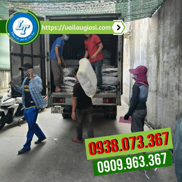 Phân phối sỉ găng tay len poly Phân phối sỉ găng tay len poly